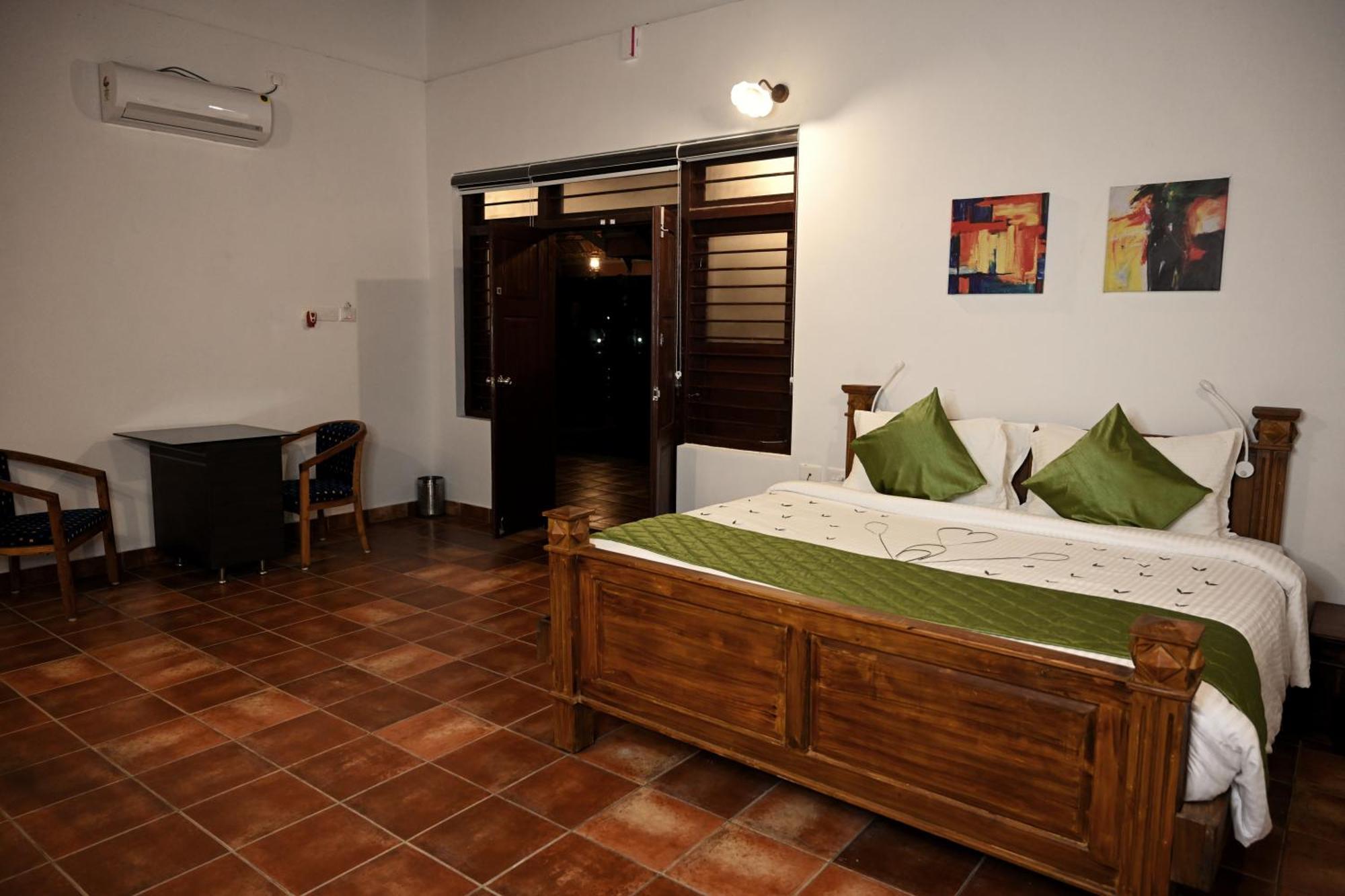 Marari Beach Palace Mararikulam Room photo